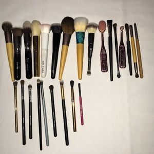 Bundle of makeup brushes